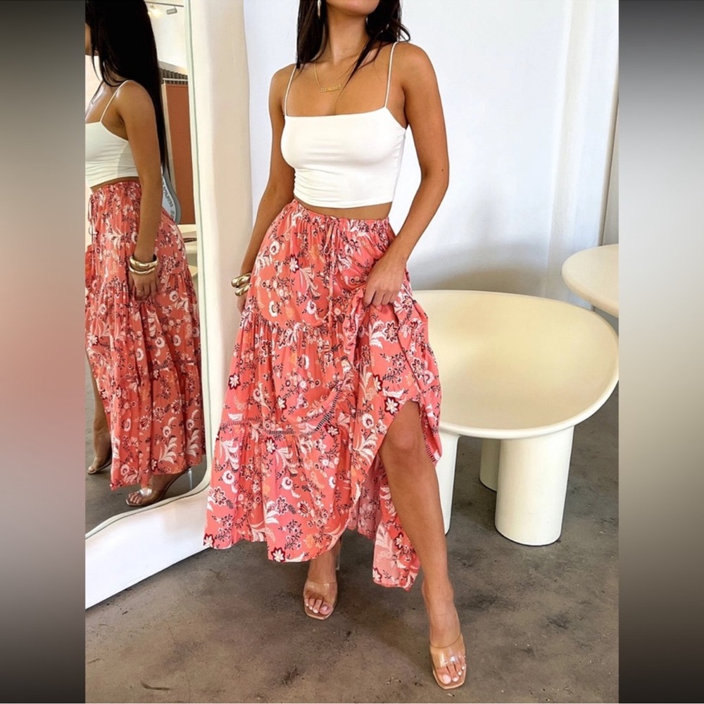 That so Fetch Floral Coral Maxi Skirt
